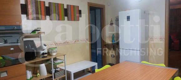 Квартира с 3 спальнями в Таранто, Италия № 82055 30