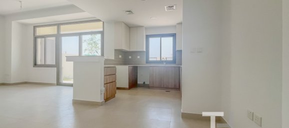 3 bedrooms Townhouse in Town Square, UAE No. 28625 5