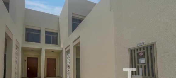 3 bedrooms Townhouse in Town Square, UAE No. 28625 2