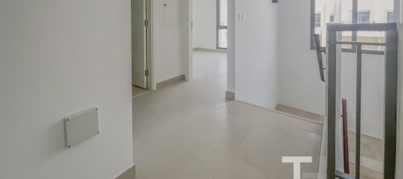 3 bedrooms Townhouse in Town Square, UAE No. 28625 13