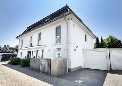 Adosado de 7 habitaciónes en Mulheim an der Ruhr, Germany No. 225731
