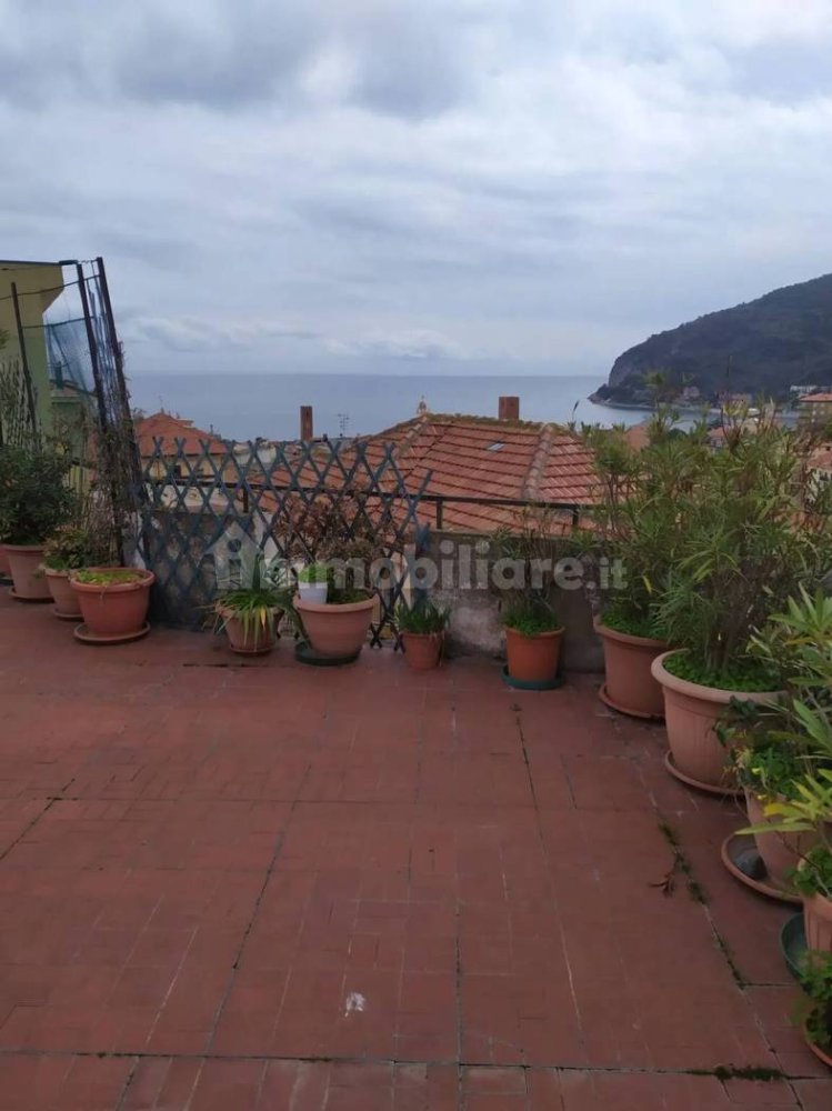 2 Schlafzimmer Wohnung in Noli, Italy, Nr. 105456