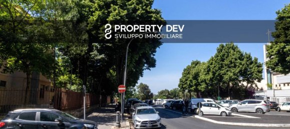 3 bedrooms Apartment in Rome, Italy No. 67931 36