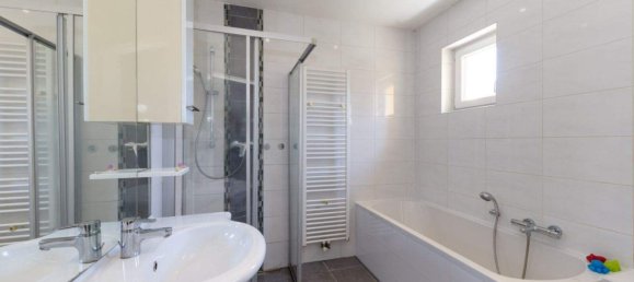 8 rooms House in Heiligenkreuz, Austria No. 152281 12