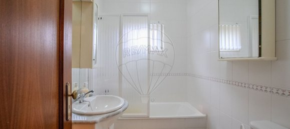 3 bedrooms House in Armamar, Portugal No. 169892 12