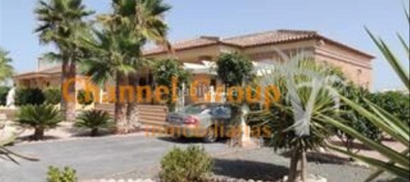 Дом с 4 спальнями в Долорес, Испания № 21332 4