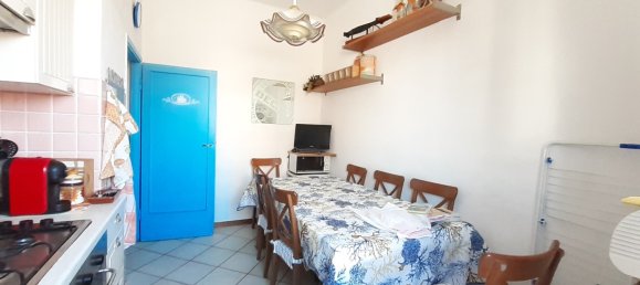 3 rooms Apartment in Viareggio, Italy No. 38859 18