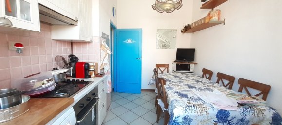 3 rooms Apartment in Viareggio, Italy No. 38859 17
