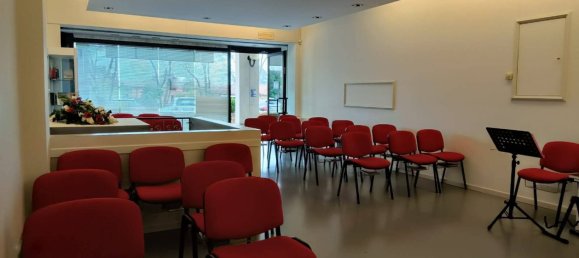 Коммерческая недвижимость с 2 комнатами в Кальчинато, Италия № 308333 2