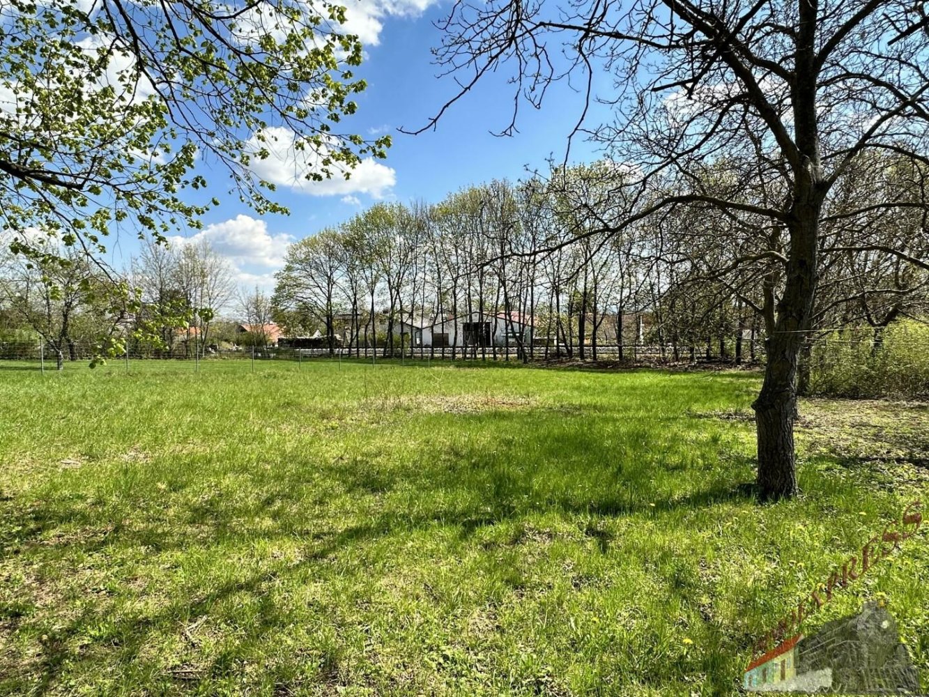 1780m² Land in Winzendorf-Muthmannsdorf, Austria No. 135178