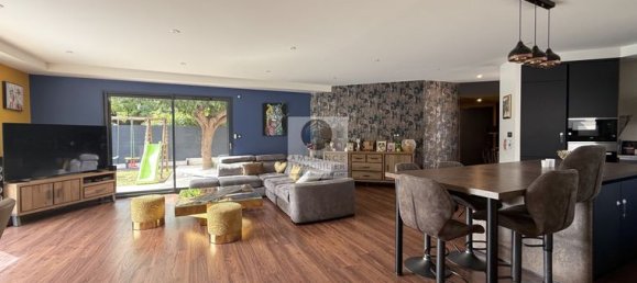 4 Schlafzimmer Haus in Valence, France, Nr. 305398 11