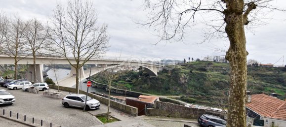 Casa de 3 dormitorios en Porto, Portugal No. 14757 6