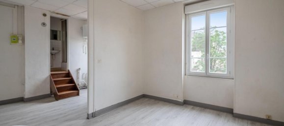 1 bedroom Apartment in Villeurbanne, France No. 285244 3