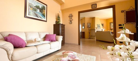 5 bedrooms Villa in Isola del Liri, Italy No. 57805 25