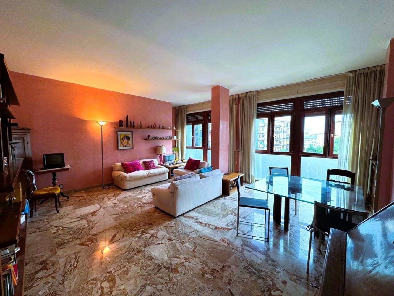 3 rooms Apartment in Milan, Italy No. 269892
