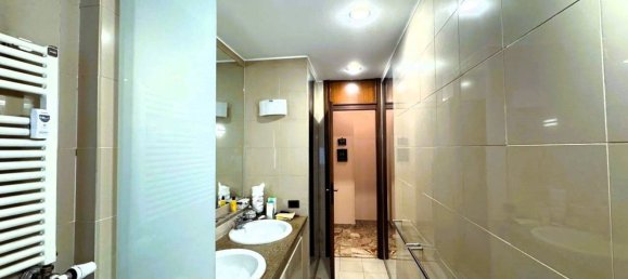 3 rooms Apartment in Milan, Italy No. 269892 37