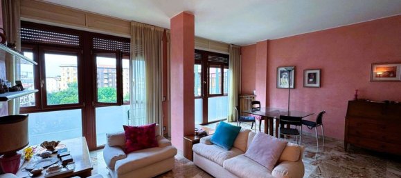 3 rooms Apartment in Milan, Italy No. 269892 8