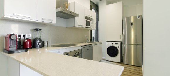 Apartamento de 2 dormitorios en Eixample, Spain No. 24923 16