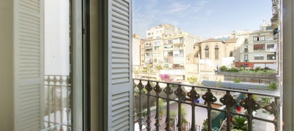 Apartamento de 2 dormitorios en Eixample, Spain No. 24923 8