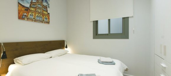 Apartamento de 2 dormitorios en Eixample, Spain No. 24923 2