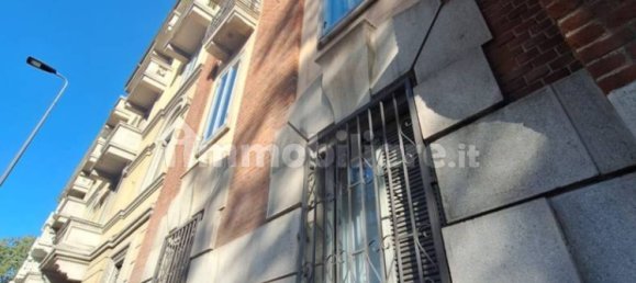 1 bedroom Apartment in Milan, Italy No. 286427 3