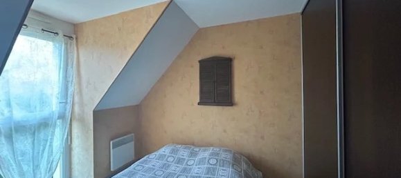 Casa de 4 dormitorios en Avrille-les-Ponceaux, France No. 84531 4