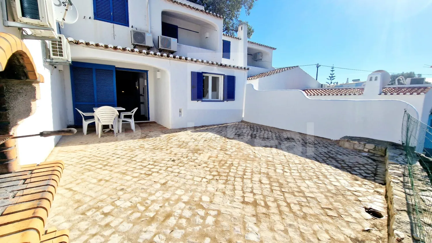 Apartamento de 2 dormitorios en Albufeira, Portugal No. 90511