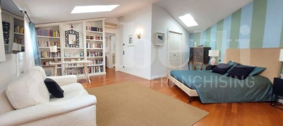 3 غرف نوم فيلا في Treviso, Italy رقم 260306 31