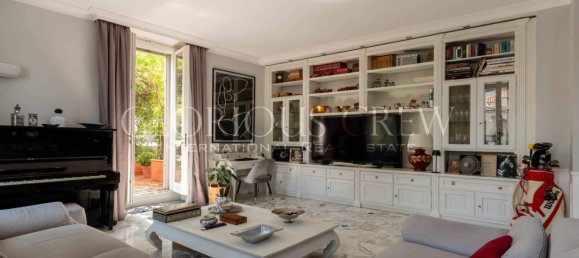 3 bedrooms Apartment in Monza, Italy No. 269224 4