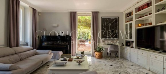 3 bedrooms Apartment in Monza, Italy No. 269224 7