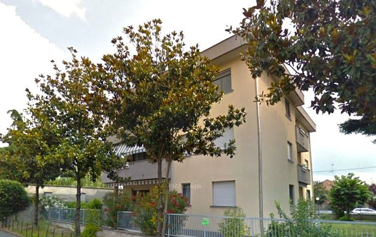 3 bedrooms Apartment in Legnano, Italy No. 392217