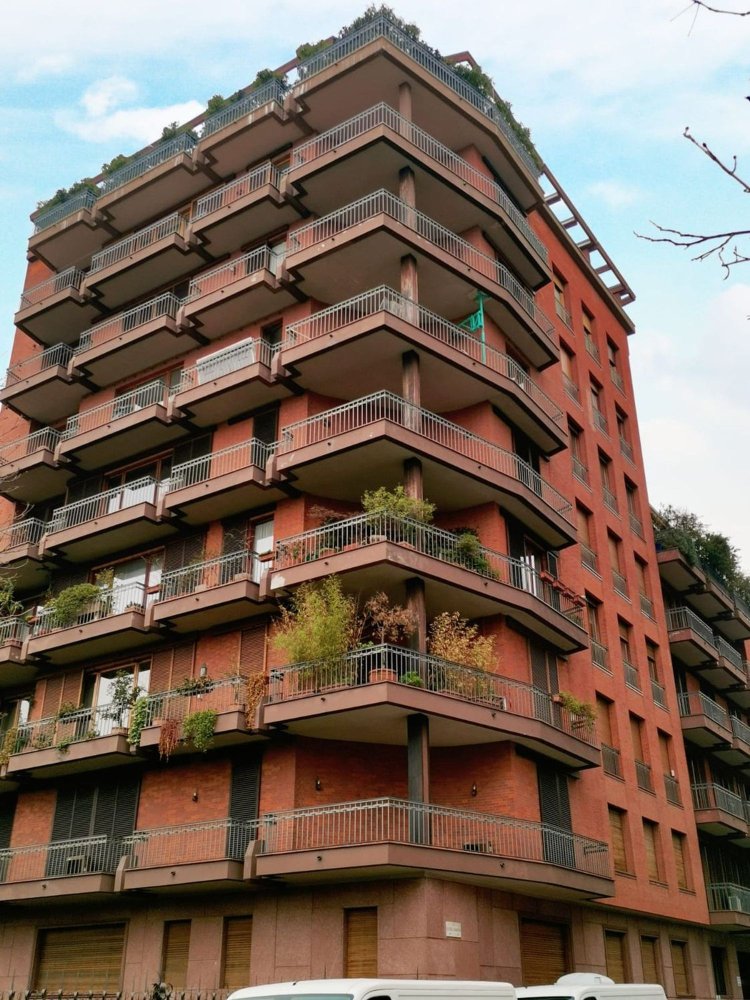 195m² Office in Turin, Italy No. 322466