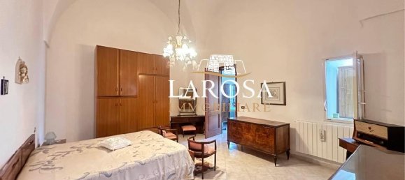 6 rooms House in Vernole, Italy No. 237693 16
