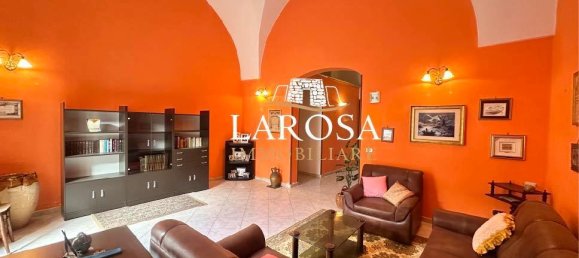 6 rooms House in Vernole, Italy No. 237693 3