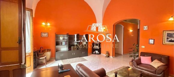 6 rooms House in Vernole, Italy No. 237693 4