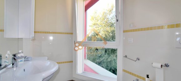 3 bedrooms Apartment in Castelnuovo Rangone, Italy No. 314594 22