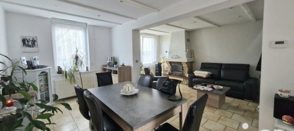 2 bedrooms House in Wattrelos, France No. 260326 3