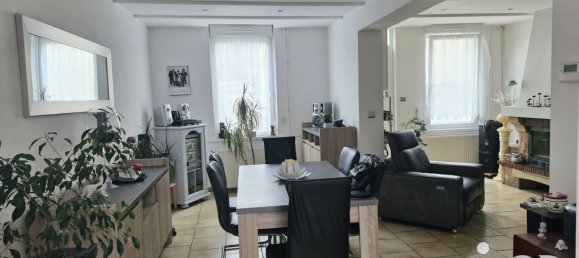 2 bedrooms House in Wattrelos, France No. 260326 2