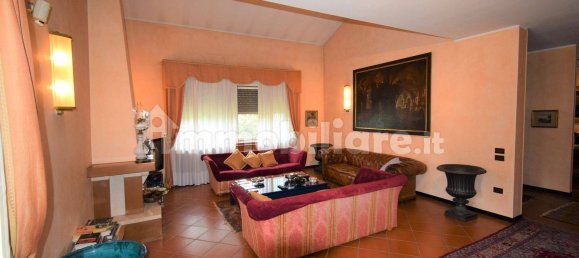 3 غرف نوم فيلا في Roccabianca, Italy رقم 177174 4