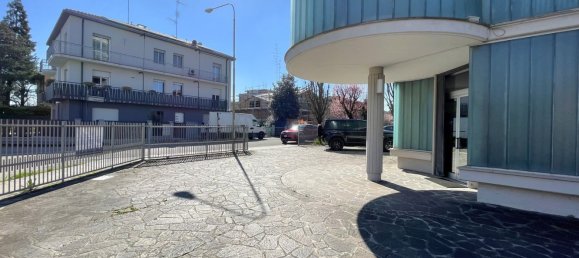 Propiedad comercial en Carpi, Italy 420 m² No. 152346 7