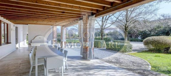 9غرفة فيلا في Mazzano, Italy رقم 38632 7