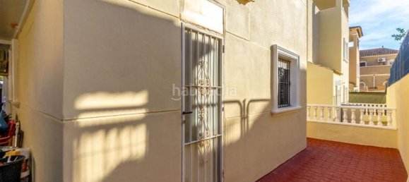 3 bedrooms House in Torrevieja, Spain No. 177066 9