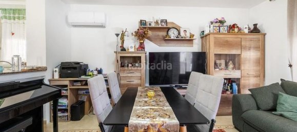 3 bedrooms House in Torrevieja, Spain No. 177066 2