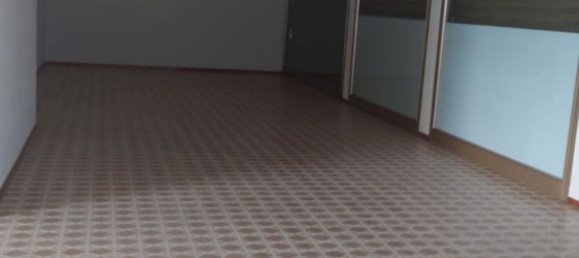 Gewerbliche Immobilie in Pordenone, Italy 190m², Nr. 314503 5