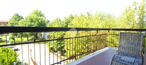 4 rooms Apartment in Modena, Italy No. 286319 2