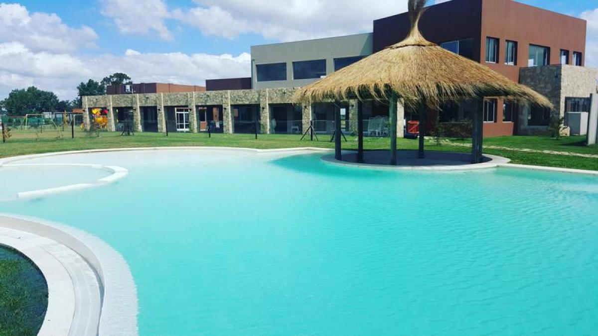  Land in Esteban Echeverria, Argentina No. 43765