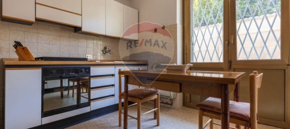 Villa de 4 habitaciónes en Cairate, Italy No. 310610 29