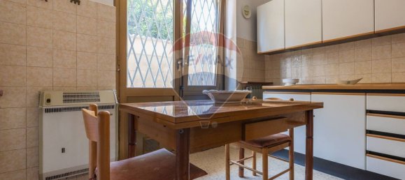 Villa de 4 habitaciónes en Cairate, Italy No. 310610 30