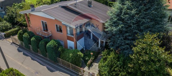 Villa de 4 habitaciónes en Cairate, Italy No. 310610 34