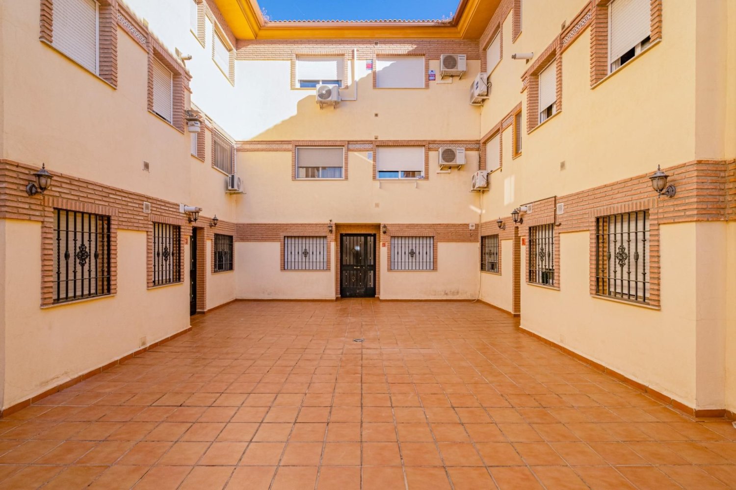 2 bedrooms Apartment in Las Gabias, Spain No. 264455